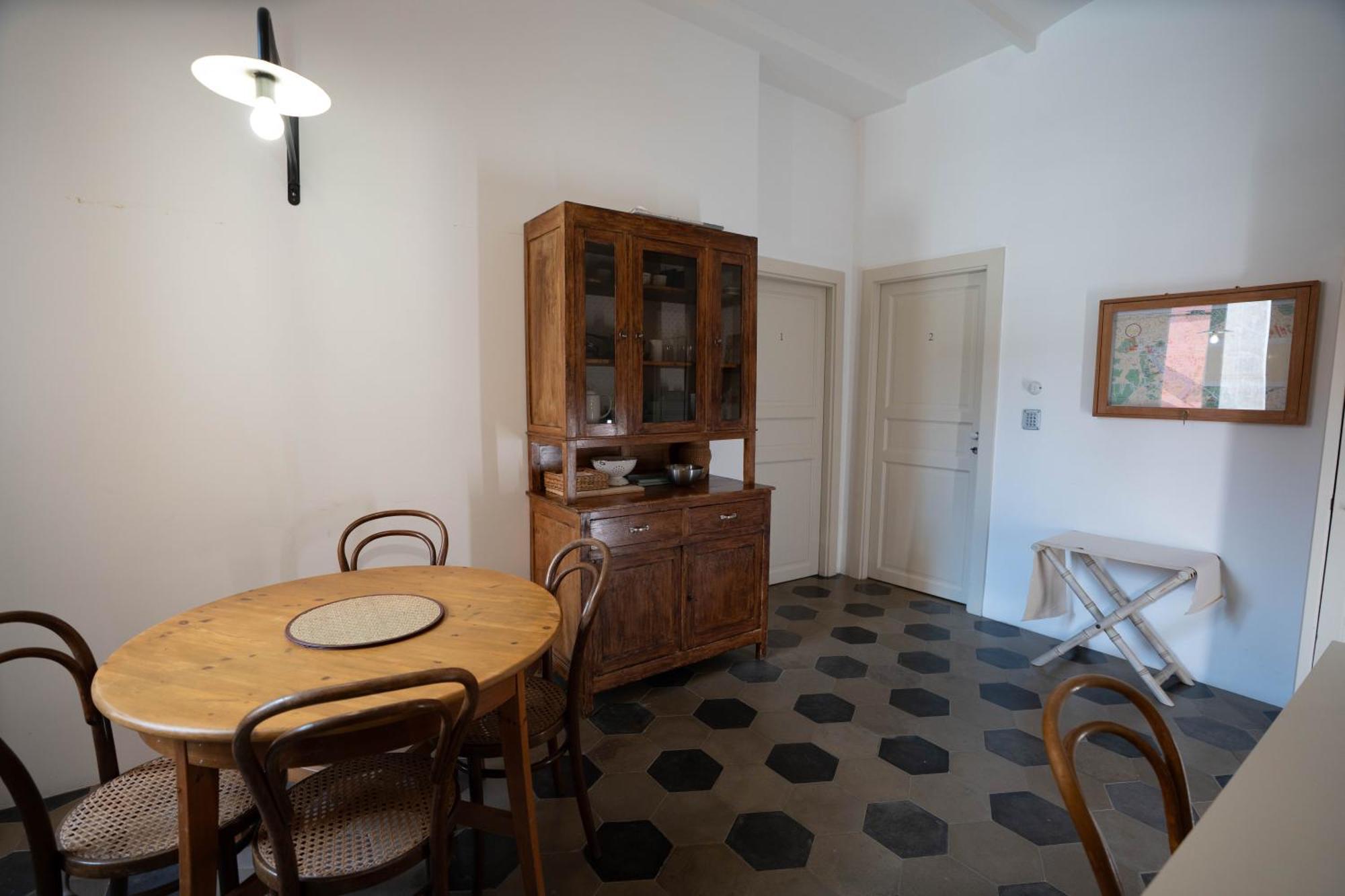 101 Flats Candia's Affittacamere